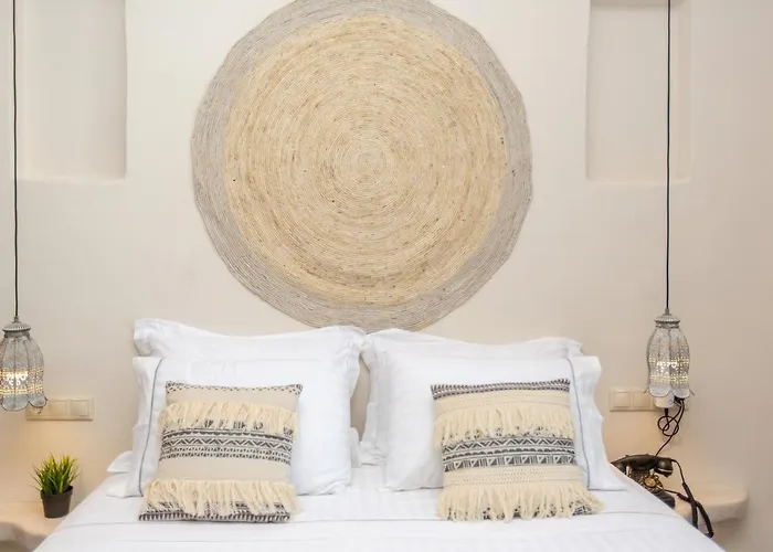 Ampelos Naxos 公寓 *